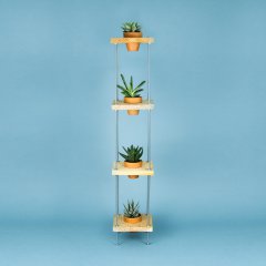 een plantentoren met ruimte voor 4 plantjes